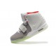 Air Jordan Yeezy 2 blanc gris rouge lumiere