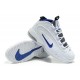 chaussure penny hardaway en blanc et bleu