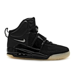 Nike Yeezy Kanye West noir