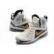 chaussure lebron james 9 blanc or noir