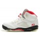 Les jordan 5 pour enfant blanc noir rouge