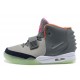 air yeezy lumière 2 nrg gris noir orange