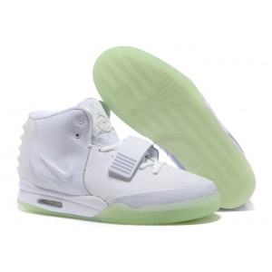 nike air yeezy 2 glow in the dark blanc