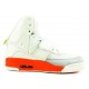 Basket nike yeeze kanye west blanc rouge