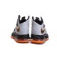 Nike LeBron X gris noir orange