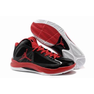 chaussure de basket nike flight aero noir rouge