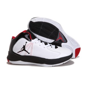 des jordan de fille aero flight blanc noir rouge