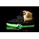 nike yeezy 2 noir or lumineuse