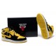 air jordan 1 chicago bulls noir jaune