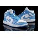 Air Jordan Retro 1 Mid UNC bleu blanc