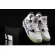 chaussure de basket jordan 4 blanc gris lumineuse