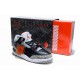 Jordan 3 Retro Noir ciment grise varsity rouge