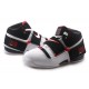 zoom lebron Soldier noir blanc rouge