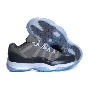 les jordan retro 11 basse gris