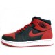 Air Jordan Alpha 1 noir varsity rouge blanc