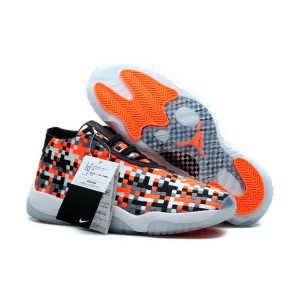 chaussure basketball Future multicolore