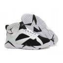 commander des jordan 7 oreo