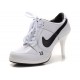 nike talon femme blanc noir