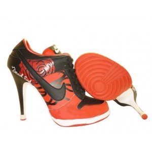 nike talon femme orange et noir