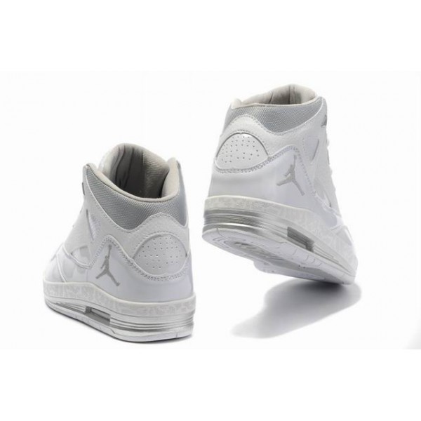 chaussure adidas bebe fille jordan